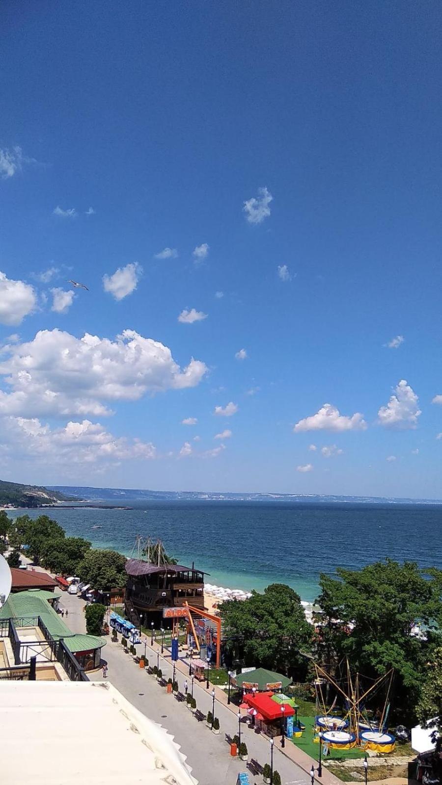 Golden Sands Rentals Apartments 외부 사진