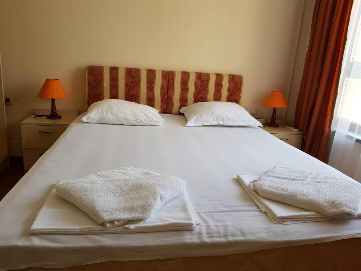 Golden Sands Rentals Apartments 외부 사진