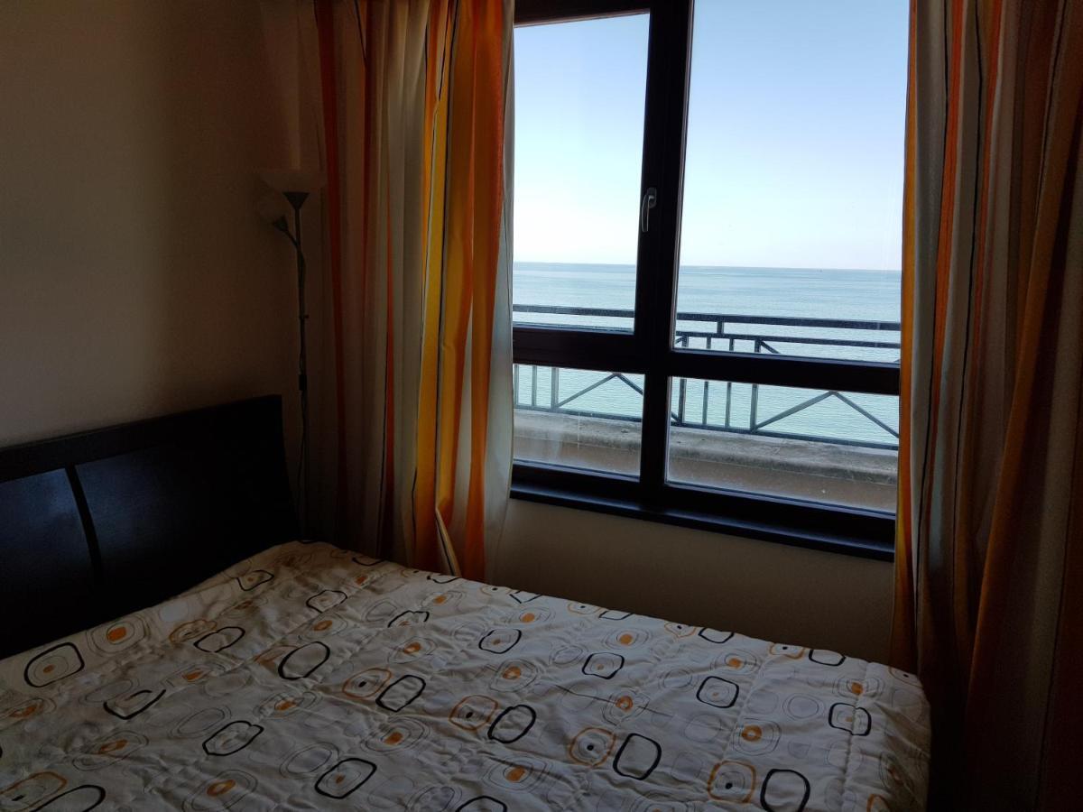 Golden Sands Rentals Apartments 외부 사진
